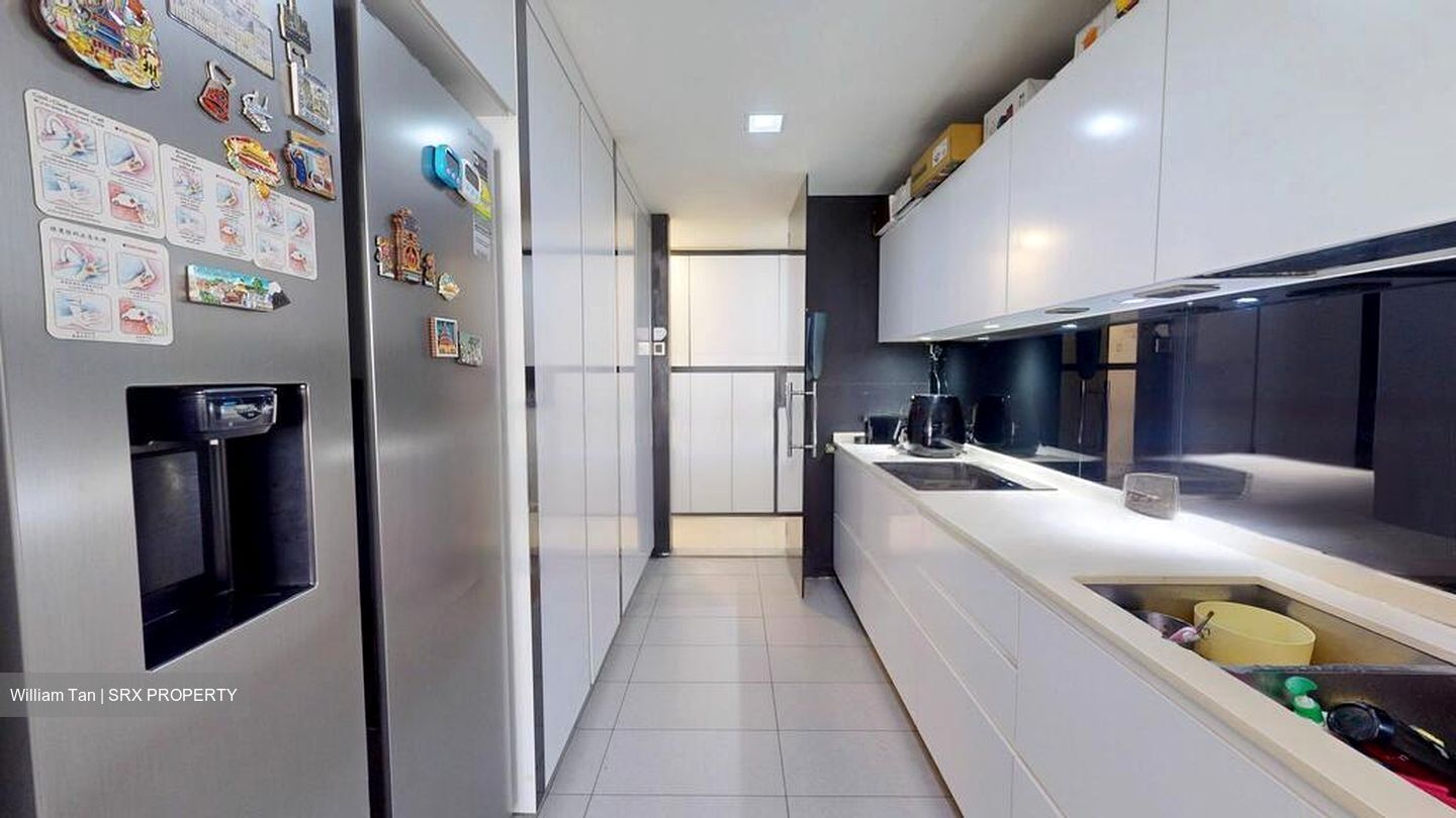 Seletaris (D27), Condominium #457751051